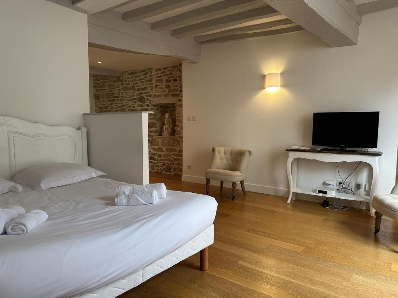 Batisse Paradis- 3 Appartements Calmes Et Elegants Au Centre Historique De Beaune 博讷 外观 照片