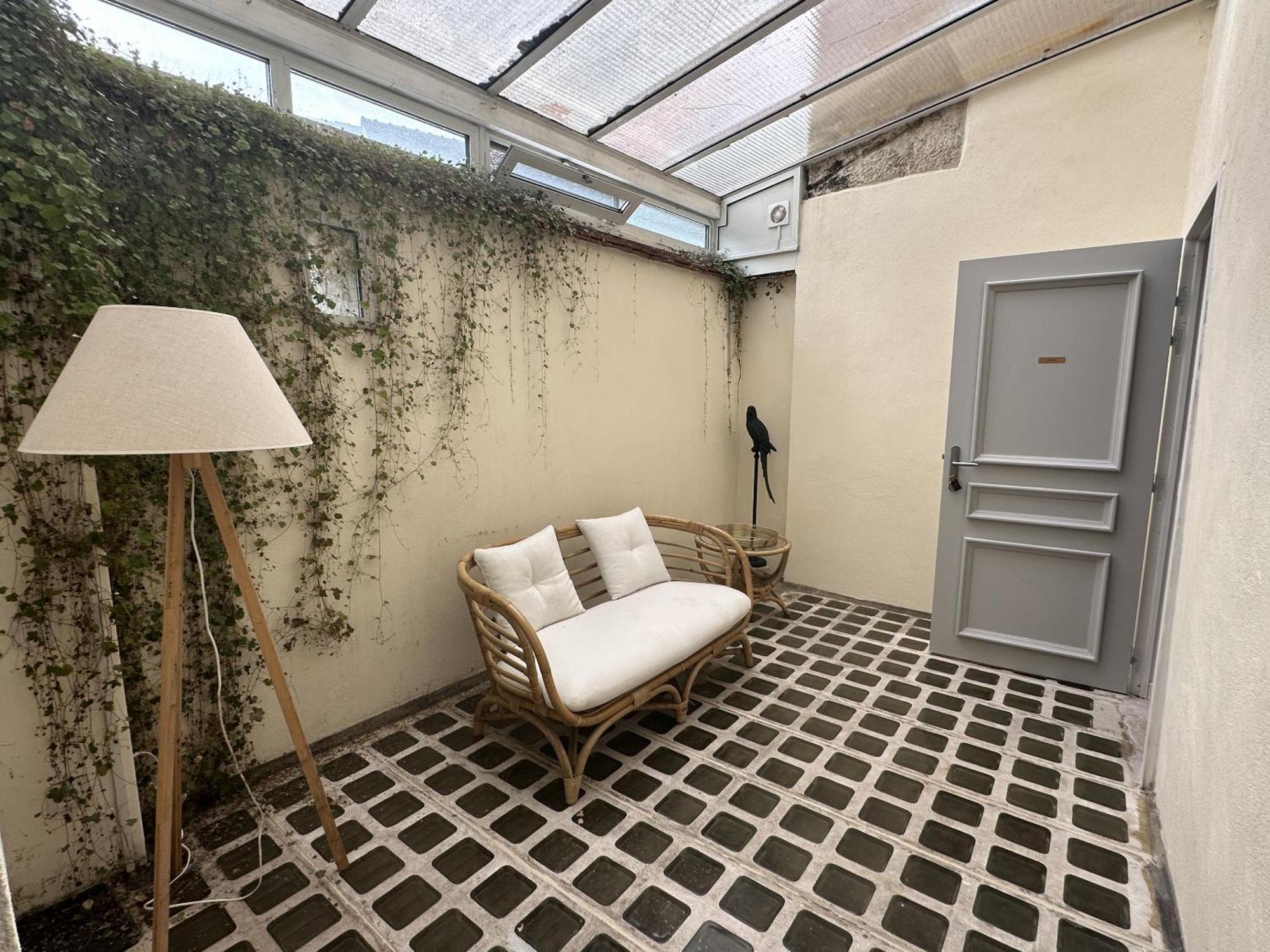 Batisse Paradis- 3 Appartements Calmes Et Elegants Au Centre Historique De Beaune 博讷 客房 照片